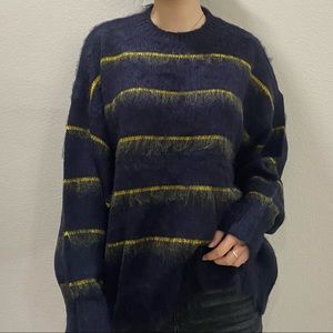 Vintage navy/yellow strips sweater 💙💛